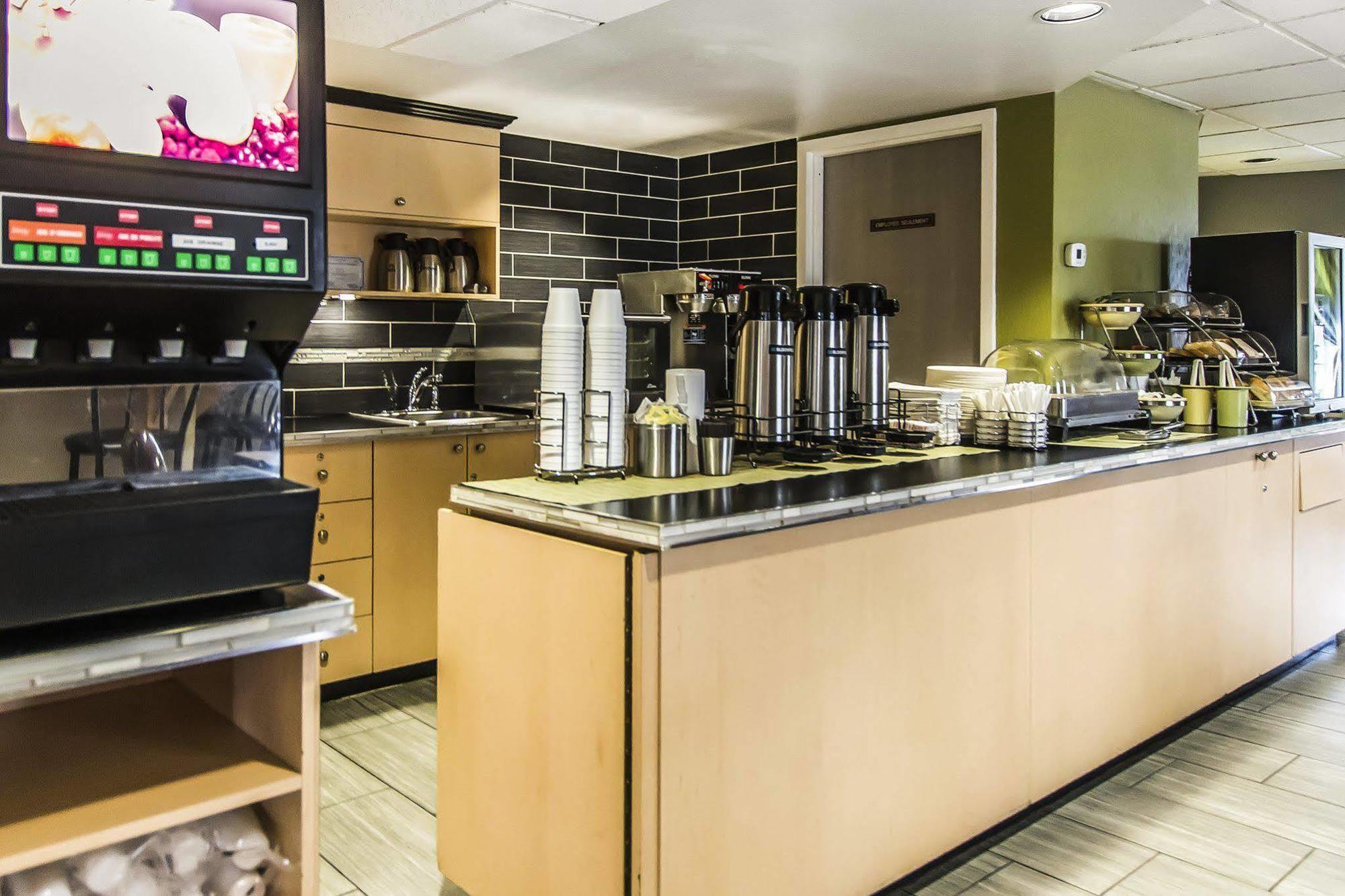 Quality Suites Quebec City Bagian luar foto