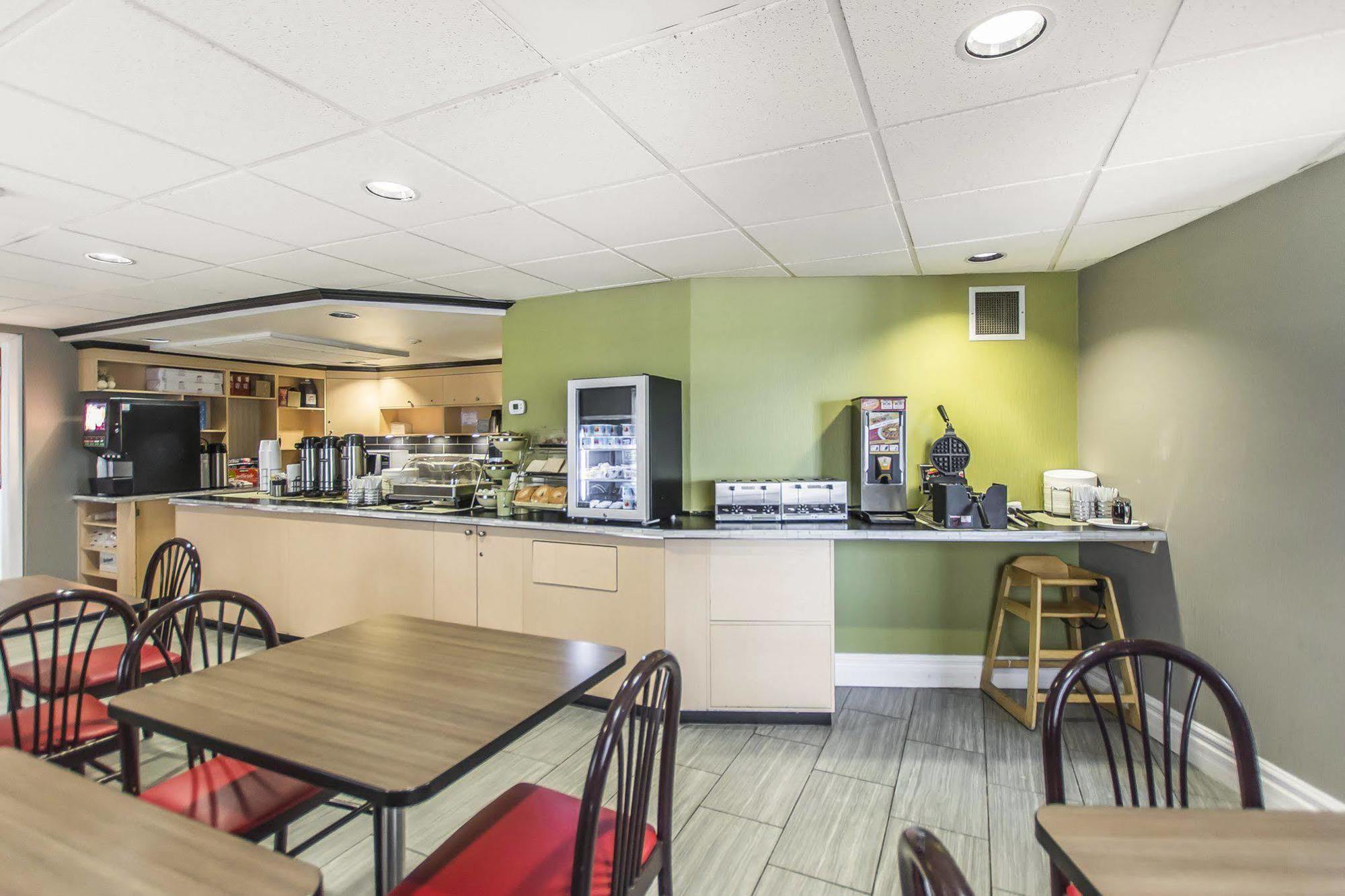 Quality Suites Quebec City Bagian luar foto