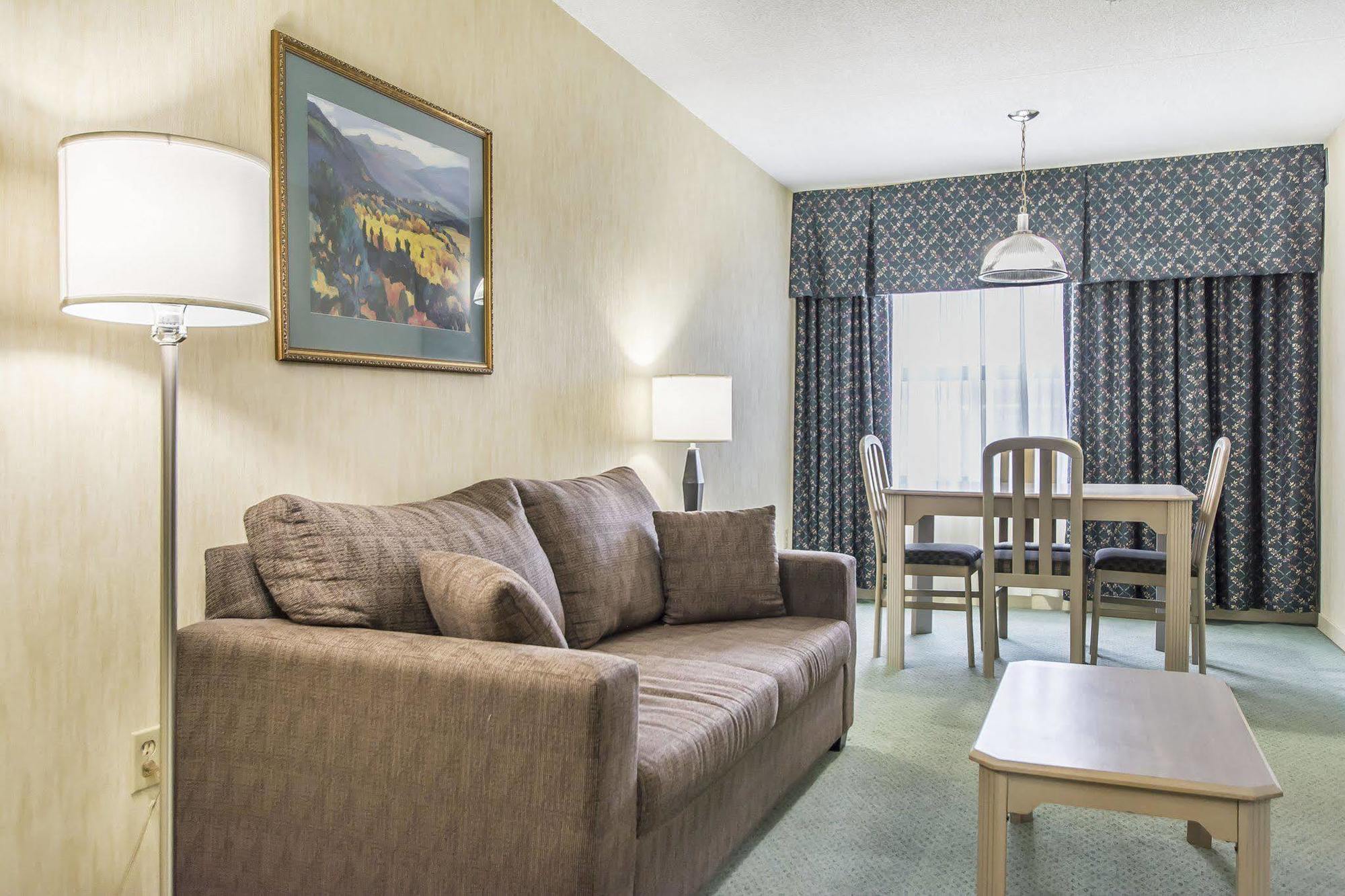 Quality Suites Quebec City Bagian luar foto