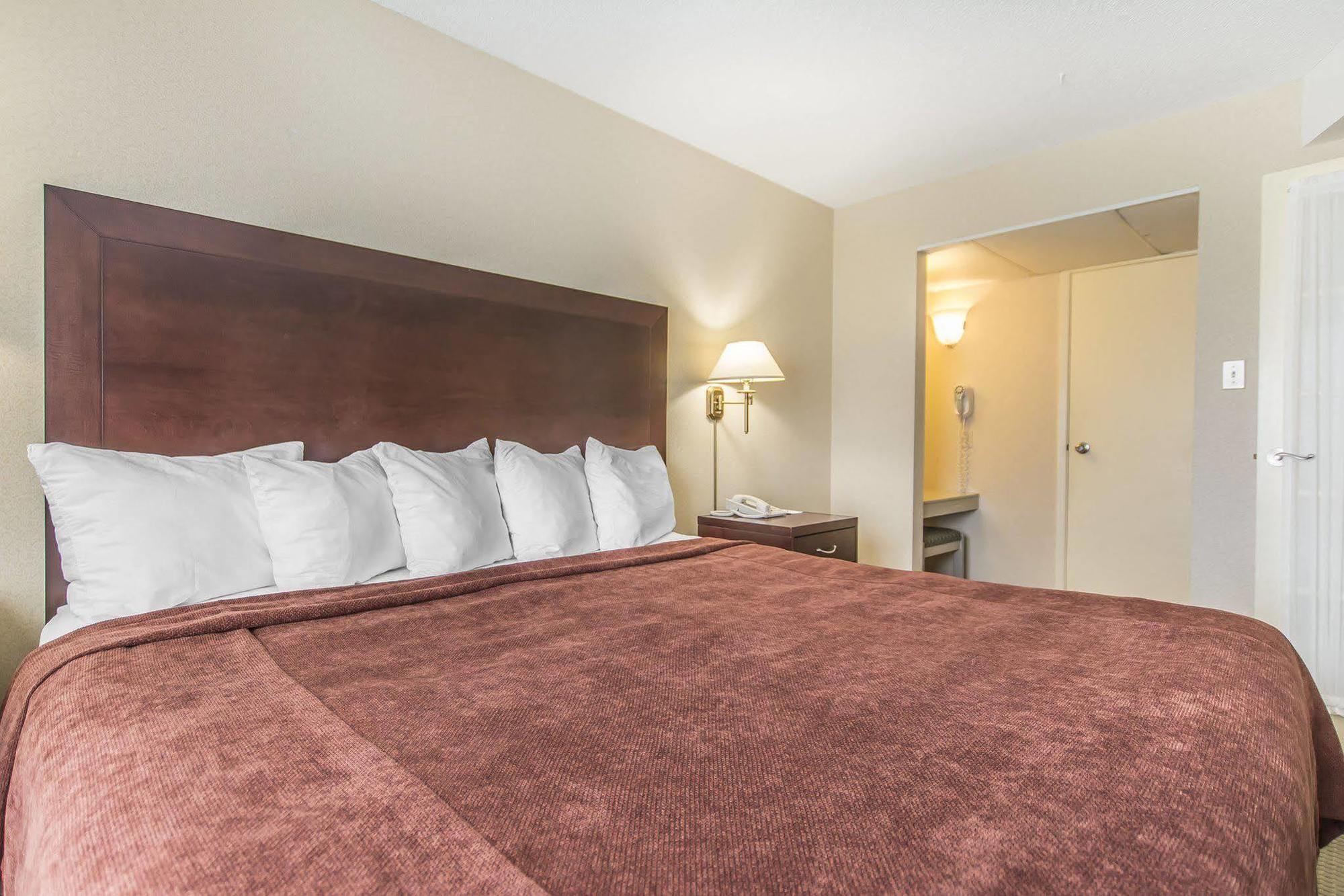 Quality Suites Quebec City Bagian luar foto